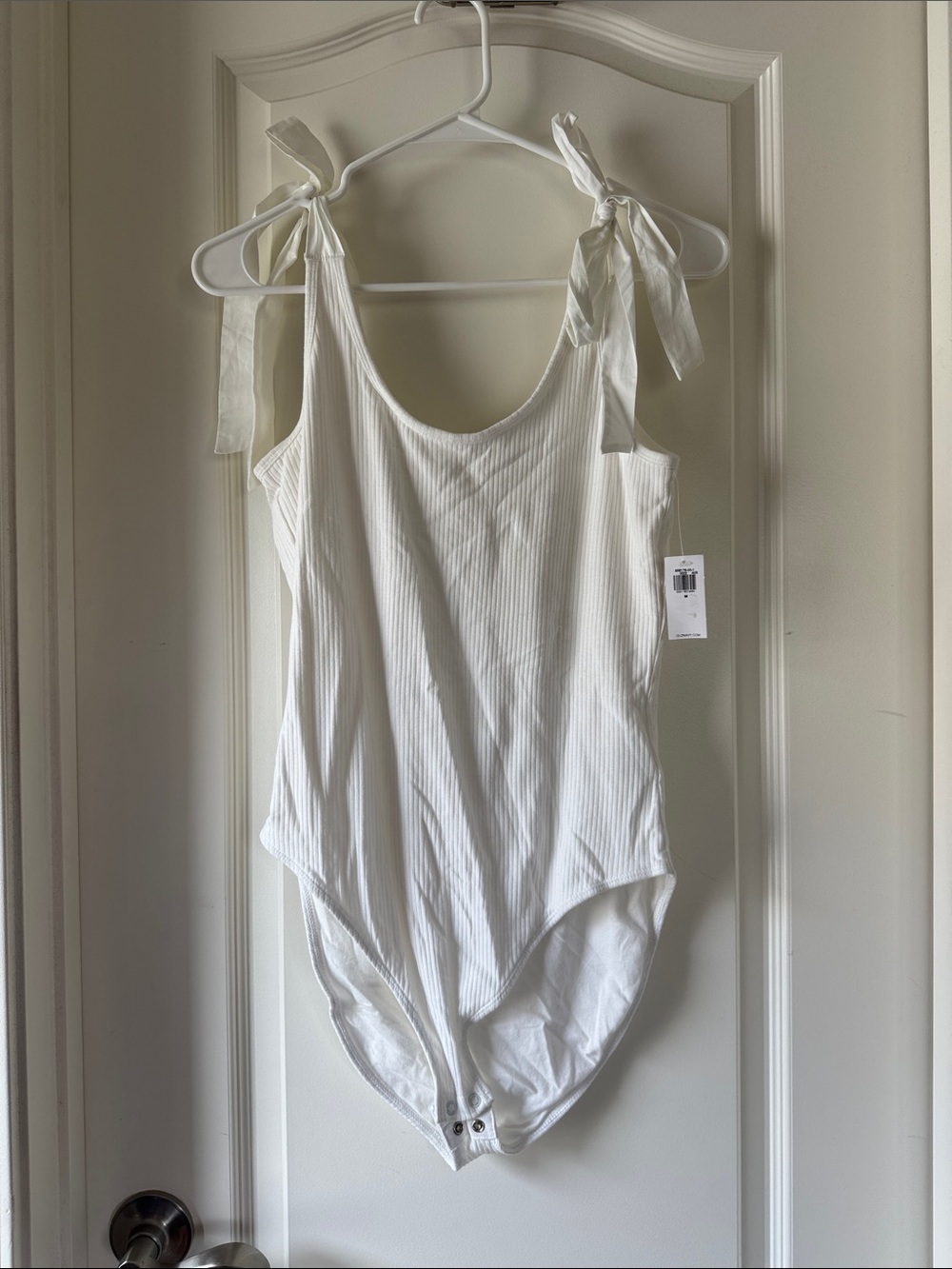 NWT Old Navy White Ribbed Tie-Shoulder Bodysuit / B50